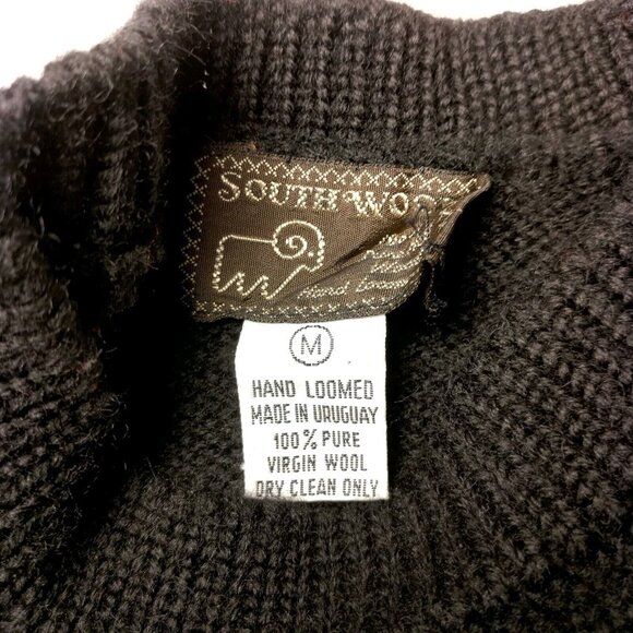 South Wool Christmas Sweater M Hand Loomed New Wool Santa Sleigh Reindeer - Picture 5 of 13